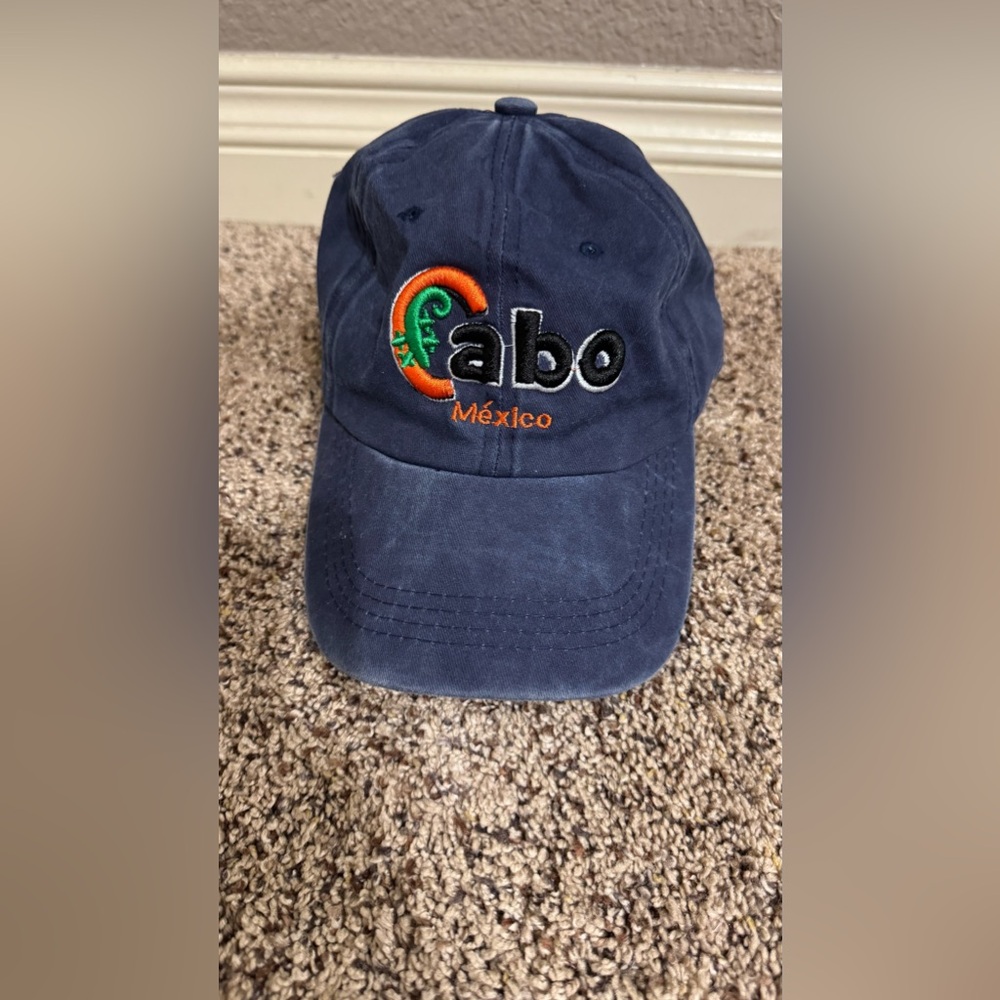 Cabo adjustable hat